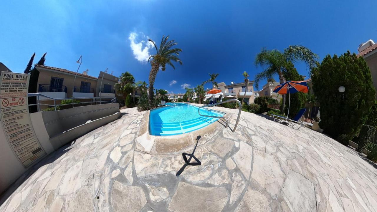 Maya Paphos Exterior foto